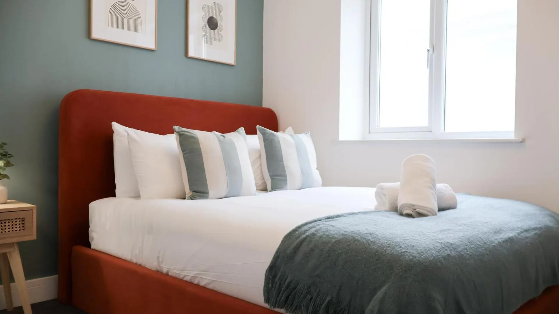 Cosy Flat In Cardiff Near Independent Eateries Apartment 0*,  United Kingdom