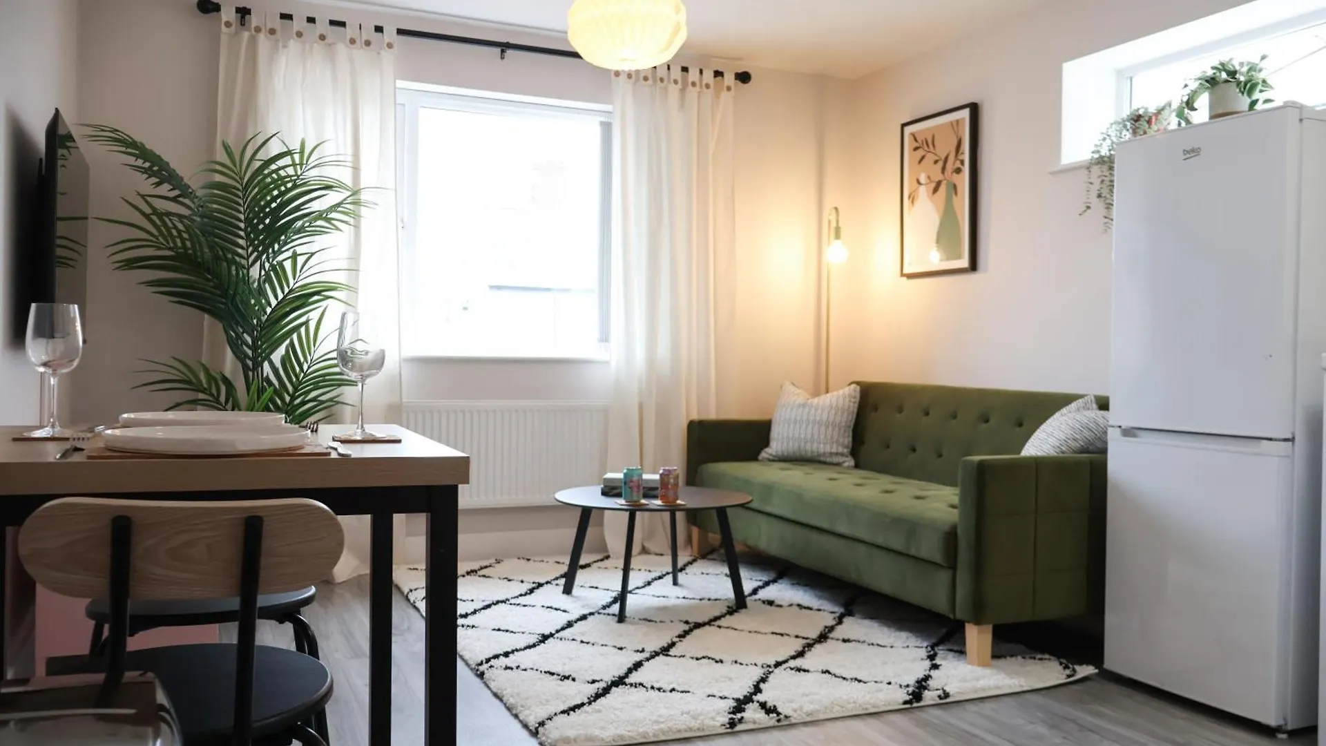 Cosy Flat In Cardiff Near Independent Eateries Apartment