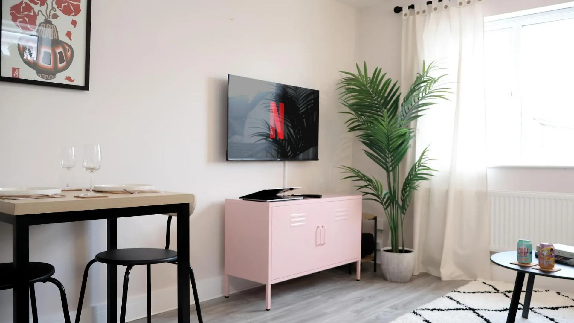 Cosy Flat In Cardiff Near Independent Eateries Apartment United Kingdom